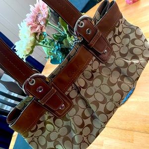Coach purse gently used!